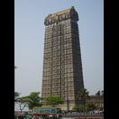 Der über 70 m hohe Gopuram